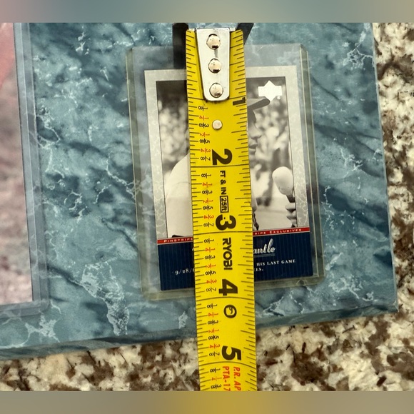 Mickey Mantle Picture Mounted Baseball Card & Plaque - Picture 12 of 12